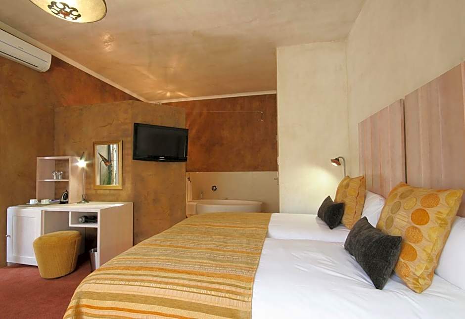 African Rock Hotel & Spa, a "Boutique Lifestyle Resort"