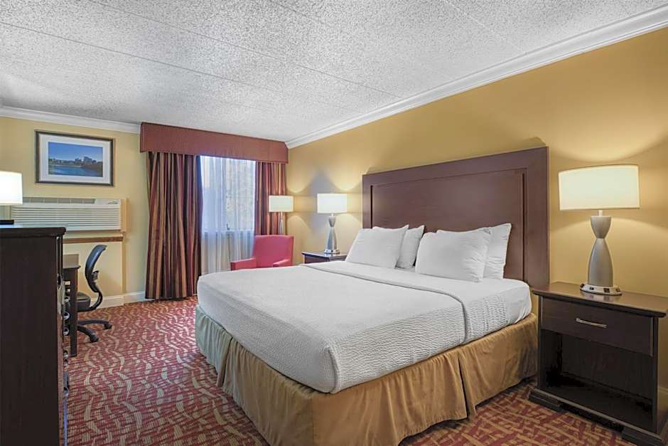 Best Western Plus Wilkes Barre Center City