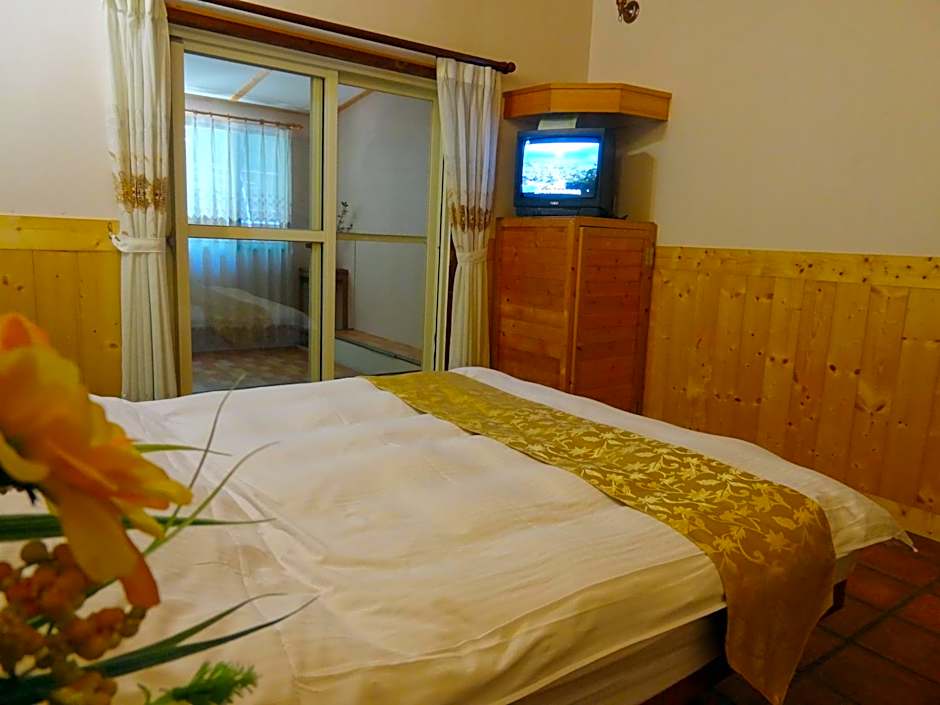 Shan Shui-Yuan Vege Guest House