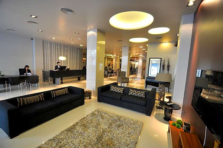 Hotel Bicentenario Suites & Spa