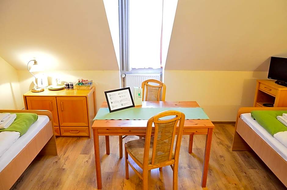 WenderEDU Business Center