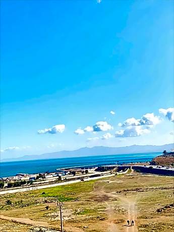 Deluxe Suite with Sea View