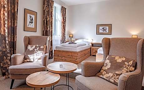 Large Twin Room