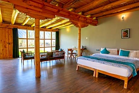 Family Room with Mountain View