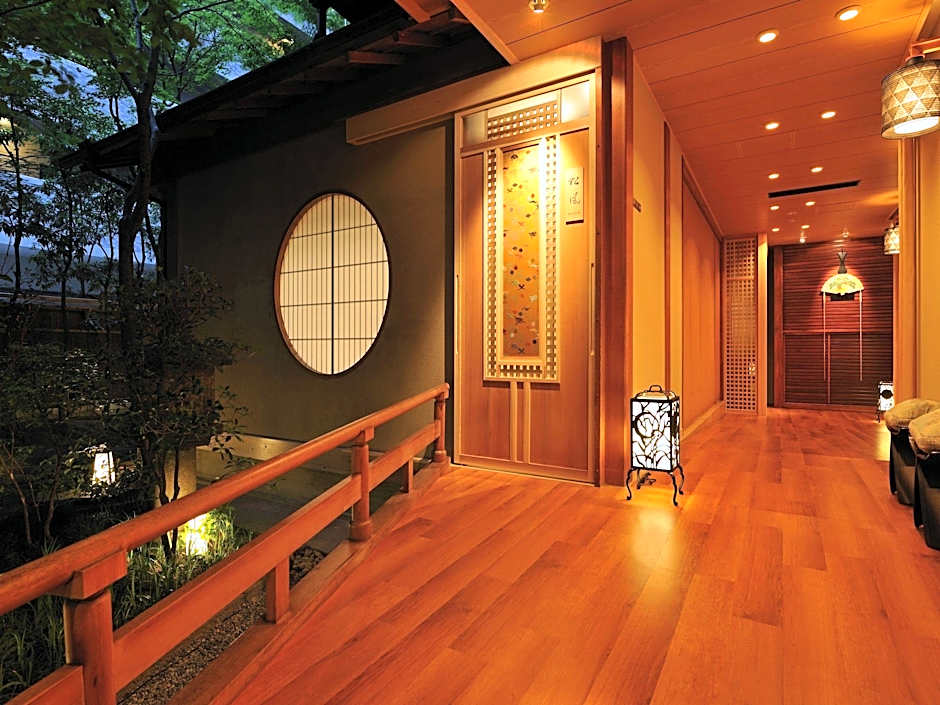 Ryoan Kazuki with Luxury Kyoto Collections KADEN