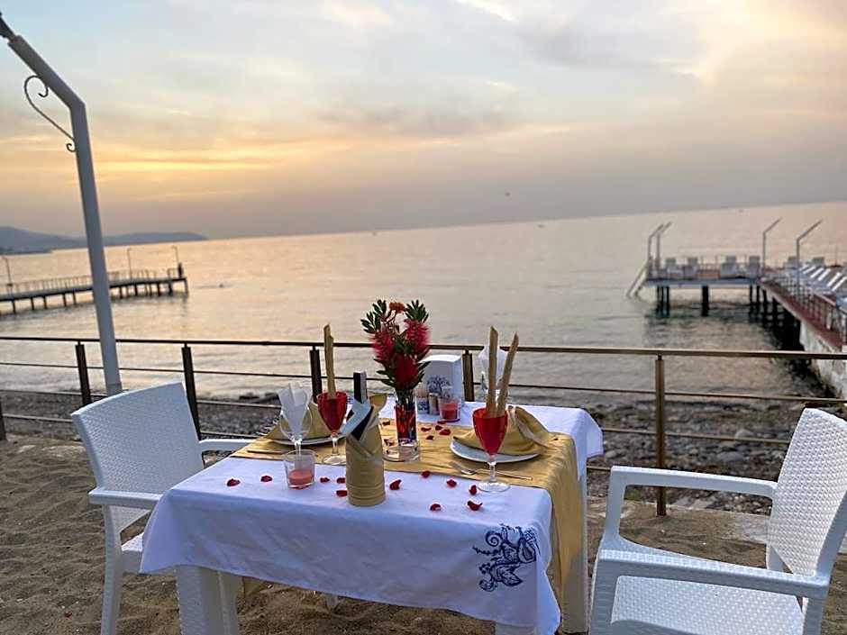 Grand Koru Otel Beach