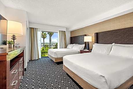 Two-Room Suite-with Twi Queen Beds and Balcony - Aviation View