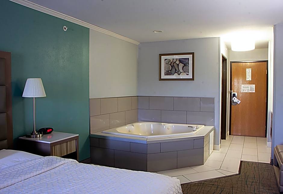 Baymont by Wyndham Maumee Toledo