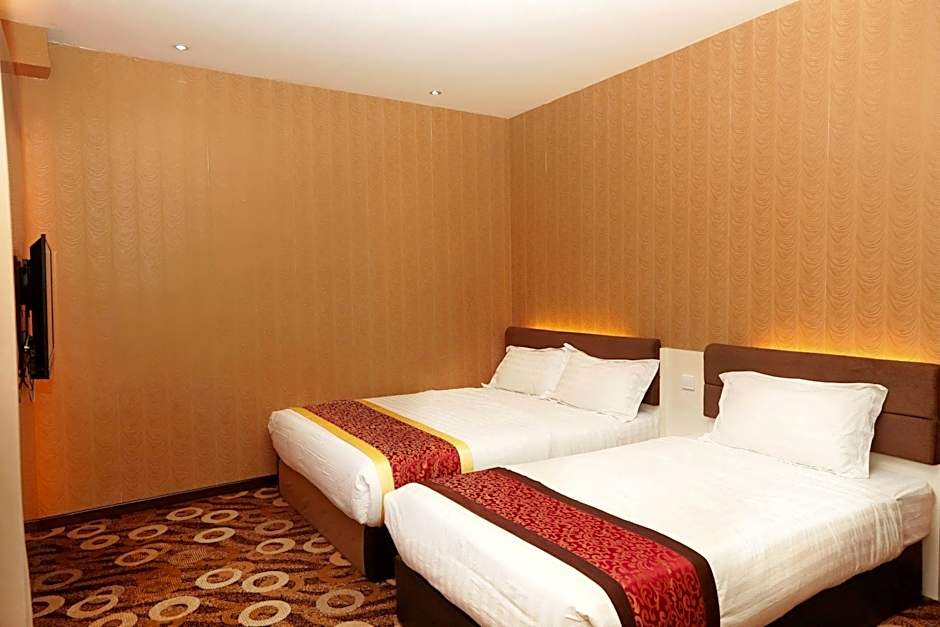 Golden Valley Hotel
