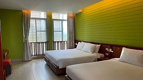 2 Bedroom Suite - 6 Person