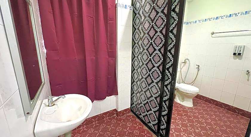 OYO 89782 Ranau City Inn