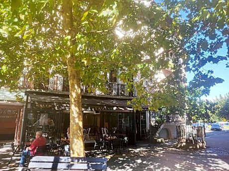 Double Room with Private Bathroom