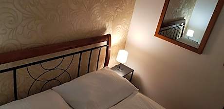 Large Twin Room