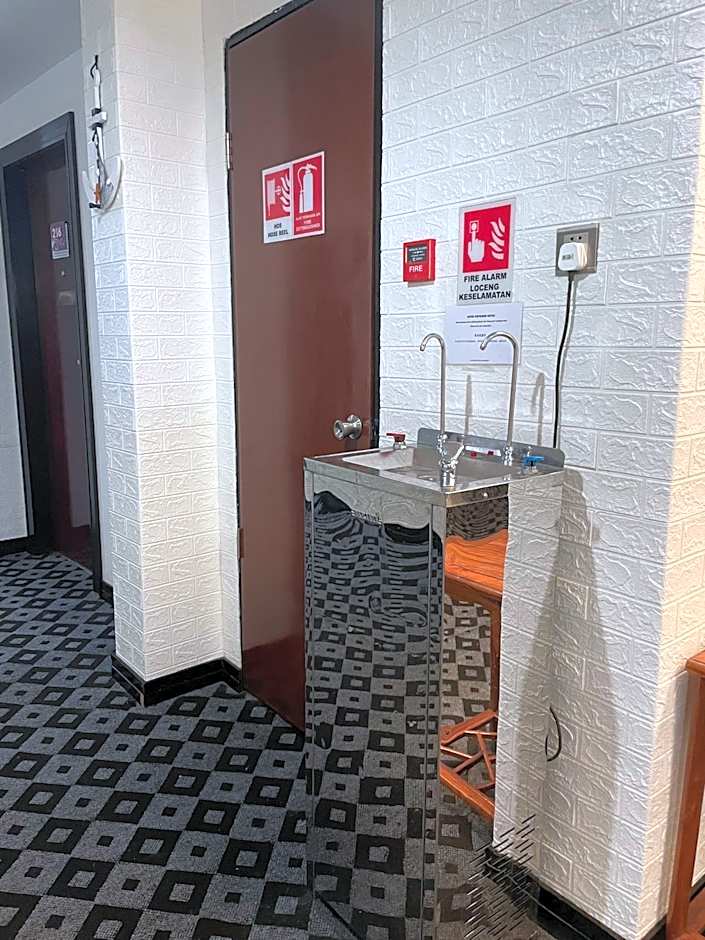 New World Express Motel