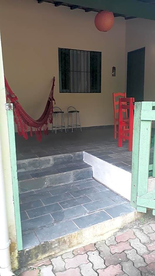 Alegria casa 3 dorms Cond Fechado churrasqueira piscina