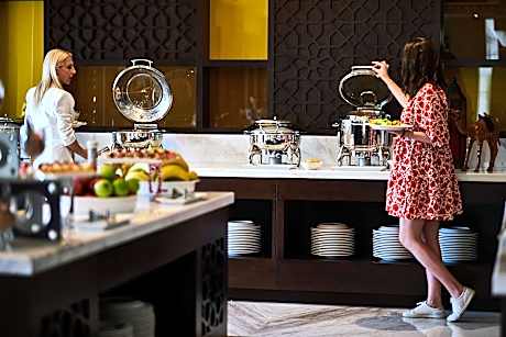 Carlton Dubai Creek Hotel