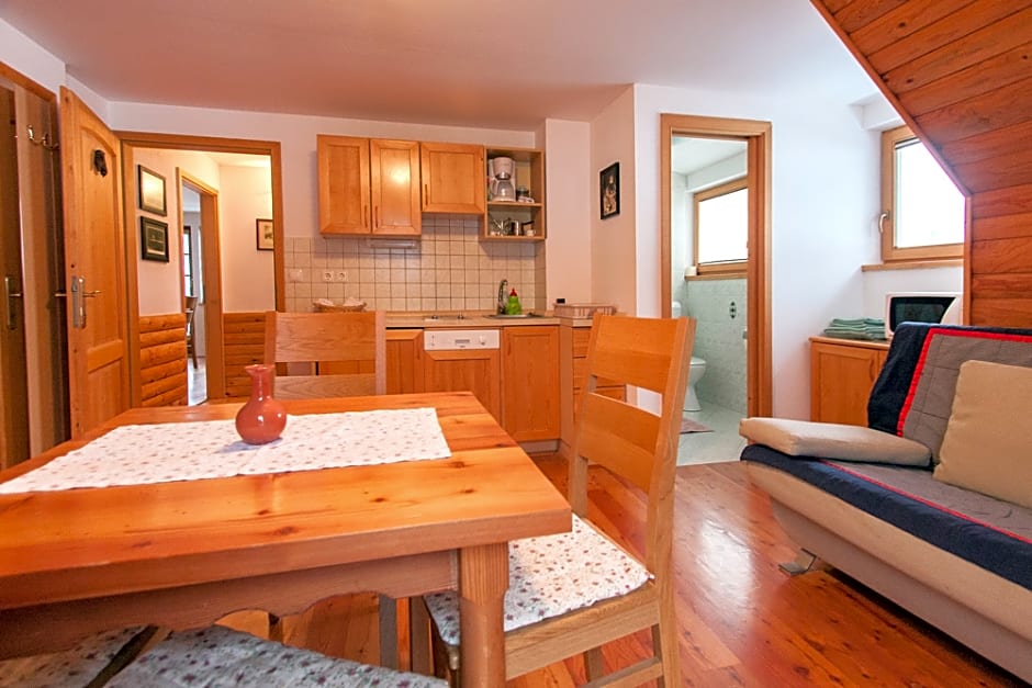 Apartmaji Brina