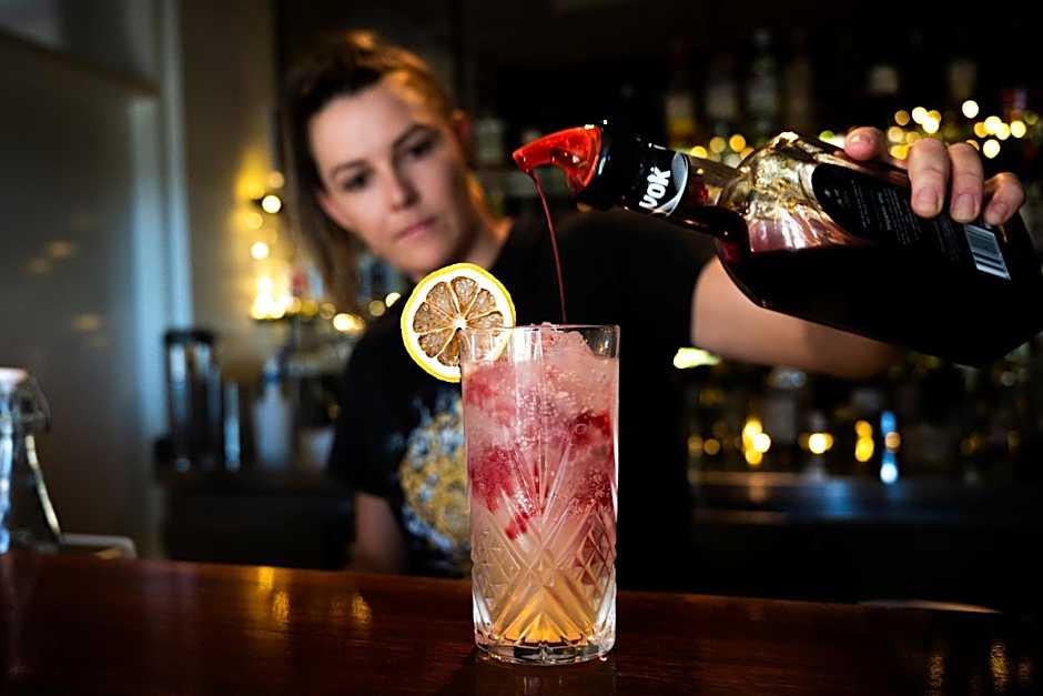 Hospitality Inn Geraldton SureStay Collection by Best Western