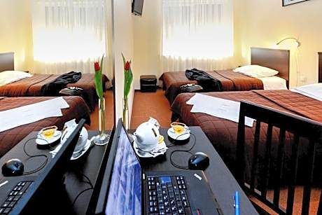 Apartment (4 Adults)