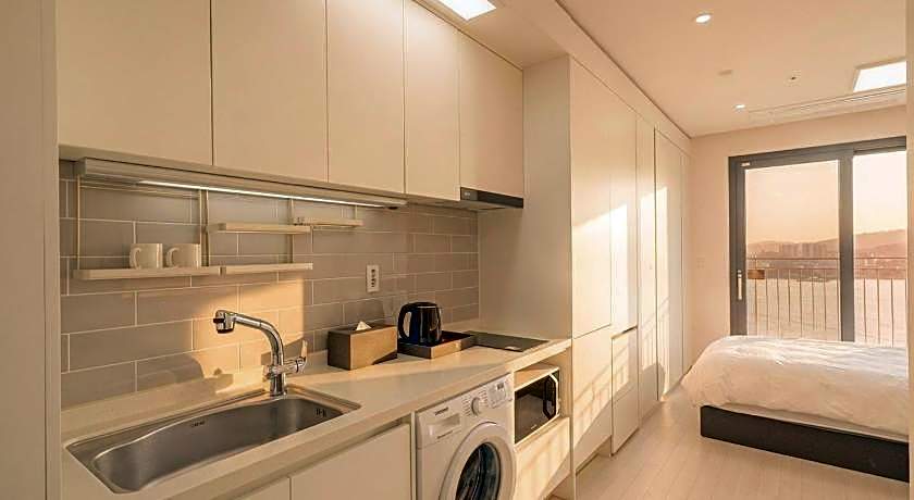 World Sky Residence Hotel