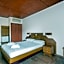 Binji Hotel