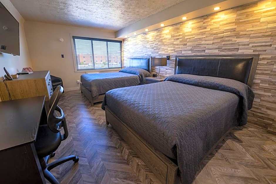 Travelodge by Wyndham Drummondville