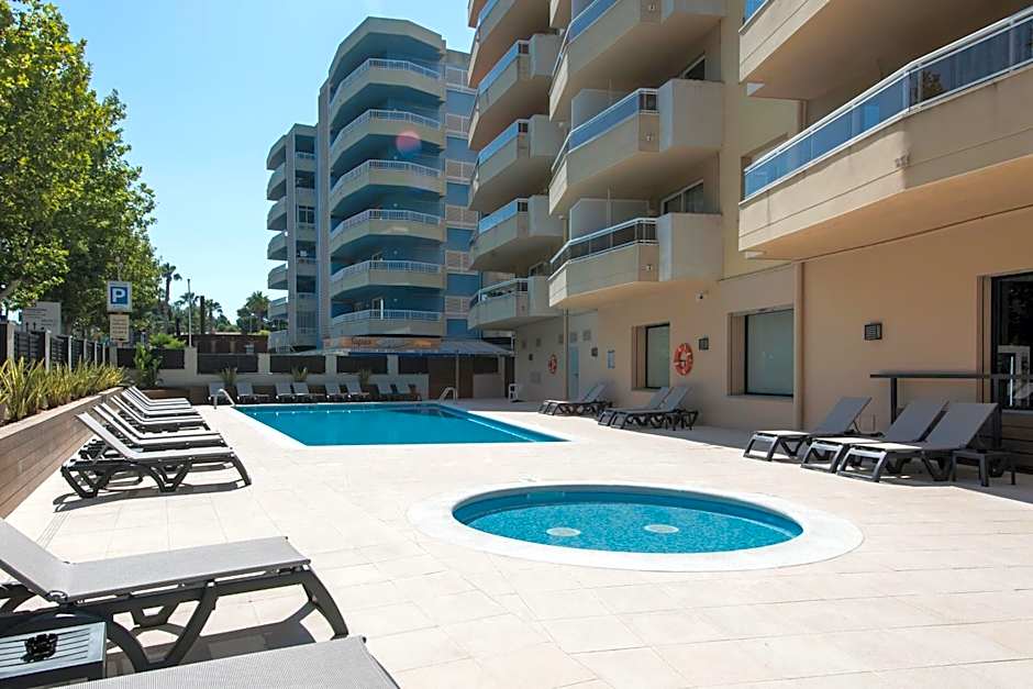 Apartamentos California