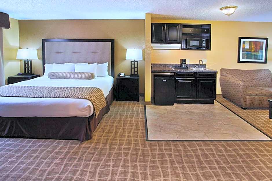 La Quinta Inn & Suites by Wyndham Hot Springs