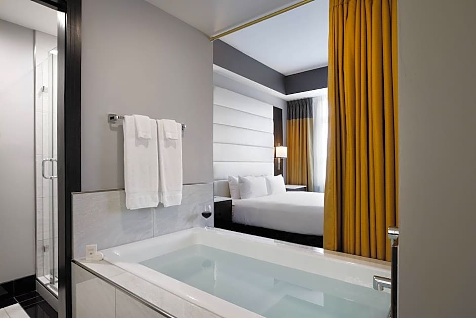 Hotel Metro, Autograph Collection