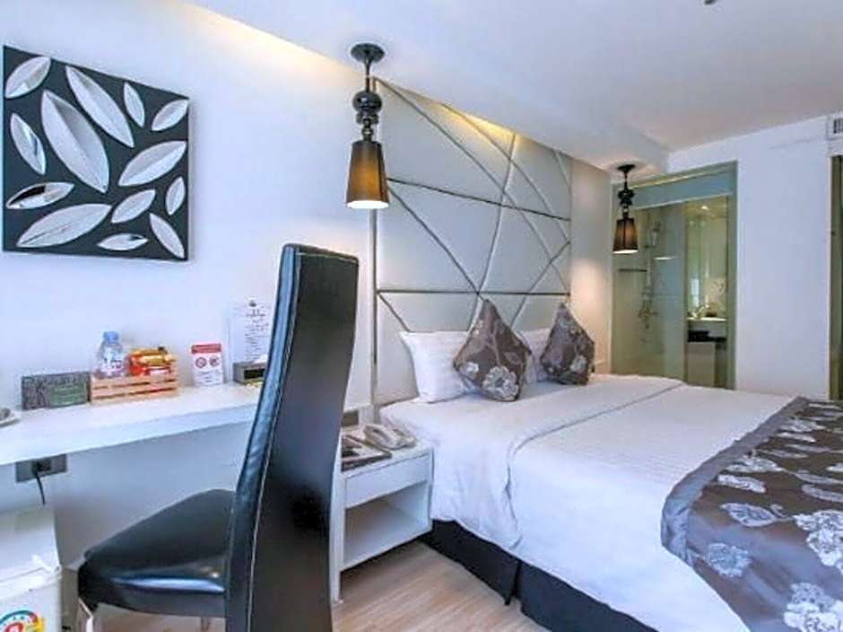 Sukhumvit Suites Hotel