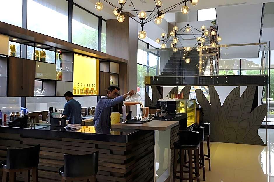 Hotel AYOLA Lippo Cikarang