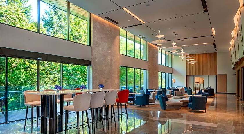 Holiday Inn Express Emei Qiliping By IHG