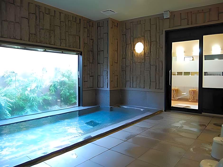 Hotel Route Inn Matsusaka Ekihigashi