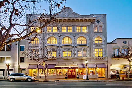 The Monterey Hotel