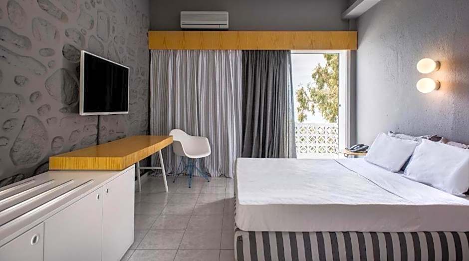 Alkistis Beach Hotel