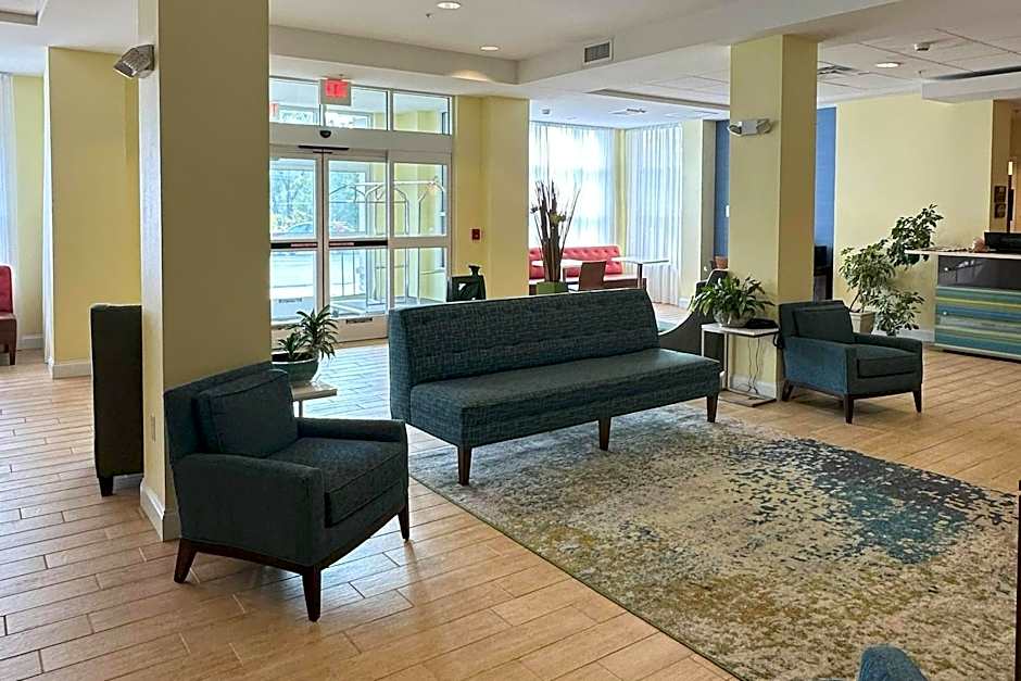 Sleep Inn & Suites Altoona North