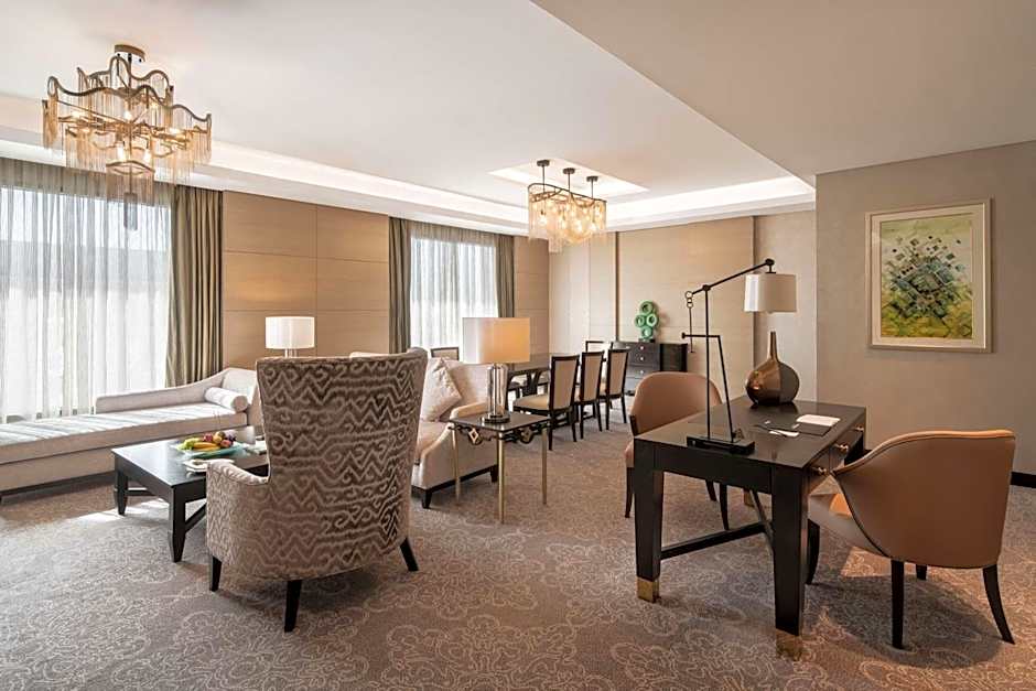 Photo 1 of 1 of Presidential Suite