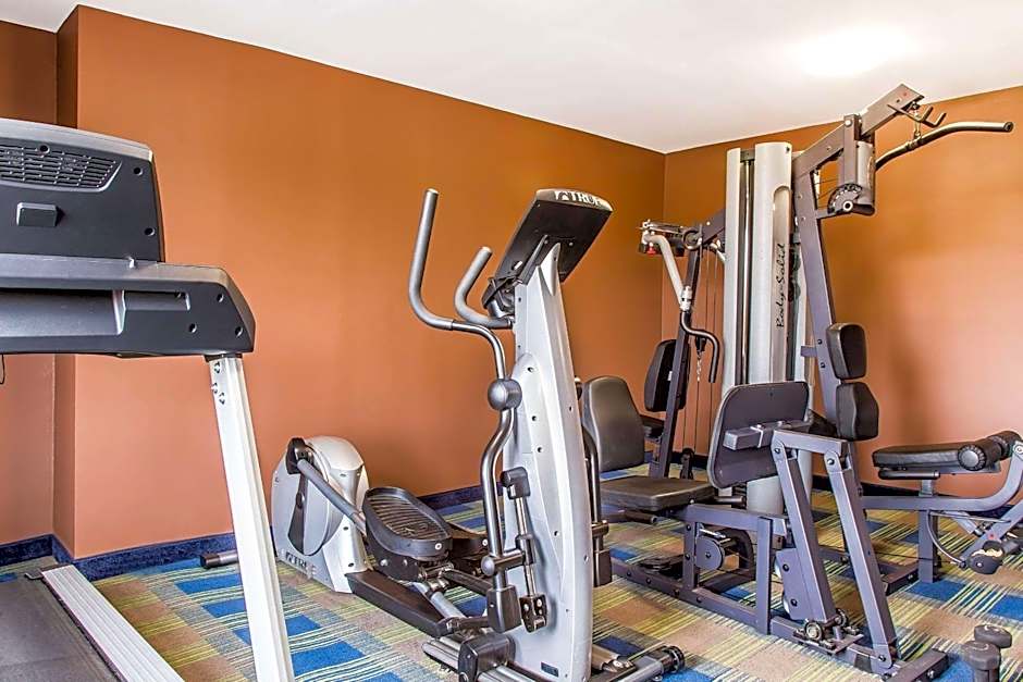 Comfort Inn & Suites Meriden East