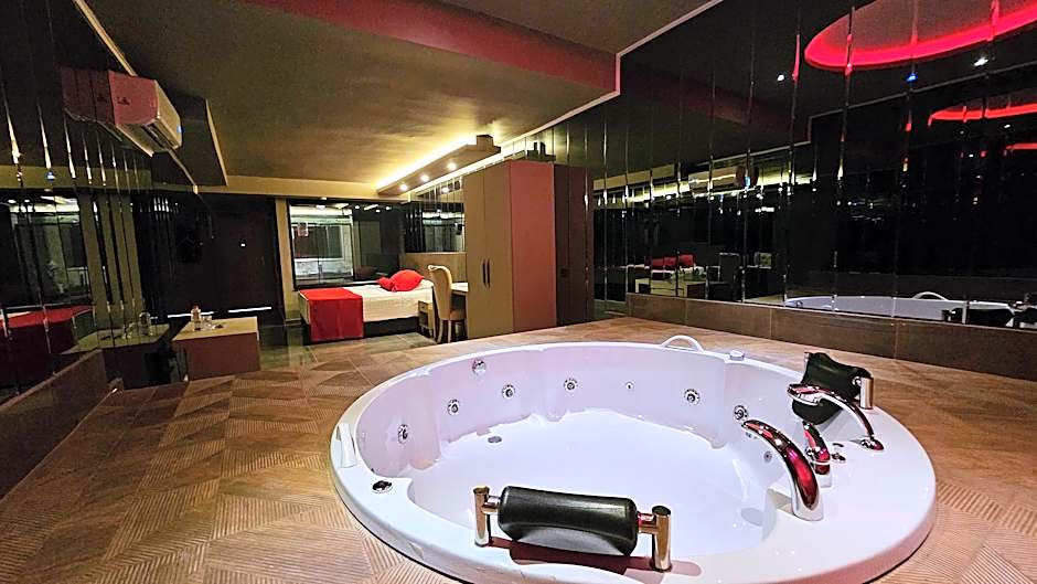 Blue Star Hotel