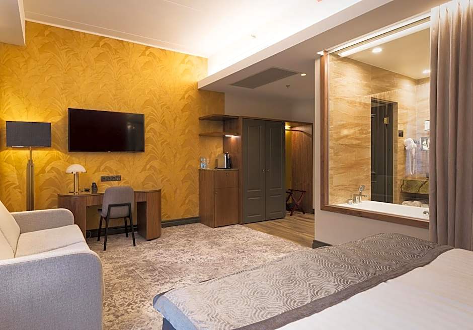 V Spa & Conference Hotel