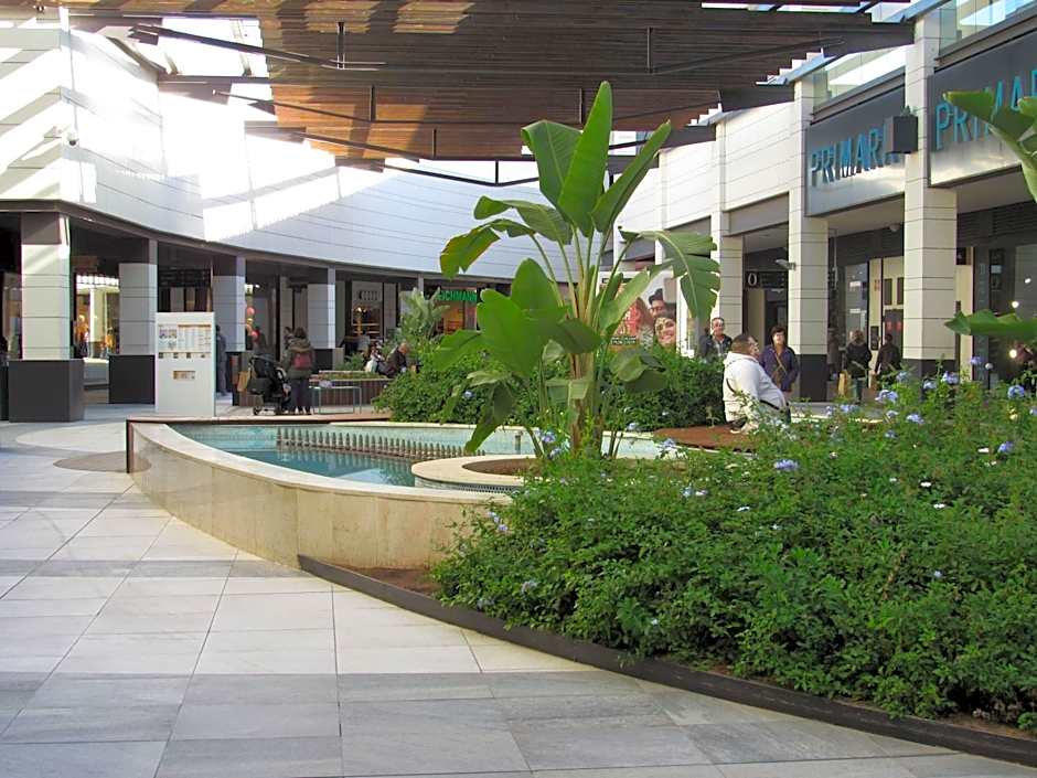Holiday Inn Express Valencia Bonaire By IHG