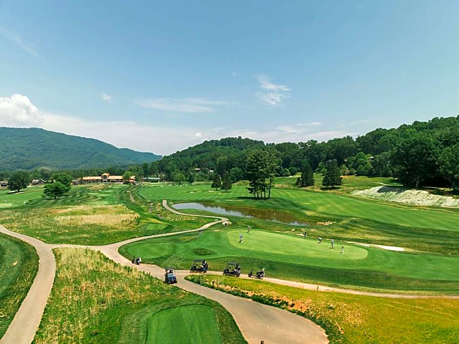 Waynesville Inn and Golf Club, Tapestry Collection by Hilton