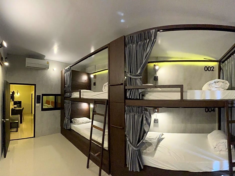 Ngeeb bed and EV station