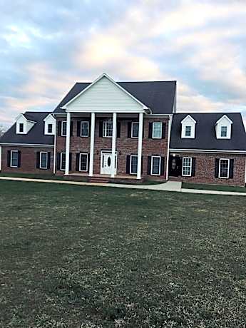 MooreField Suites Greensboro East