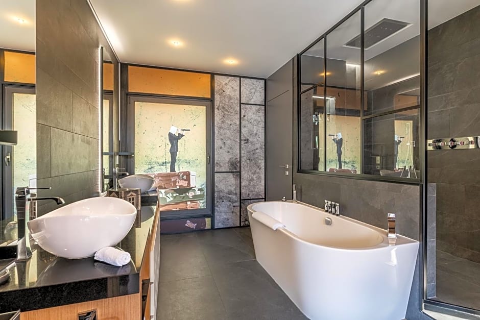 Five Seas Hotel Cannes, a Member of Design Hotels