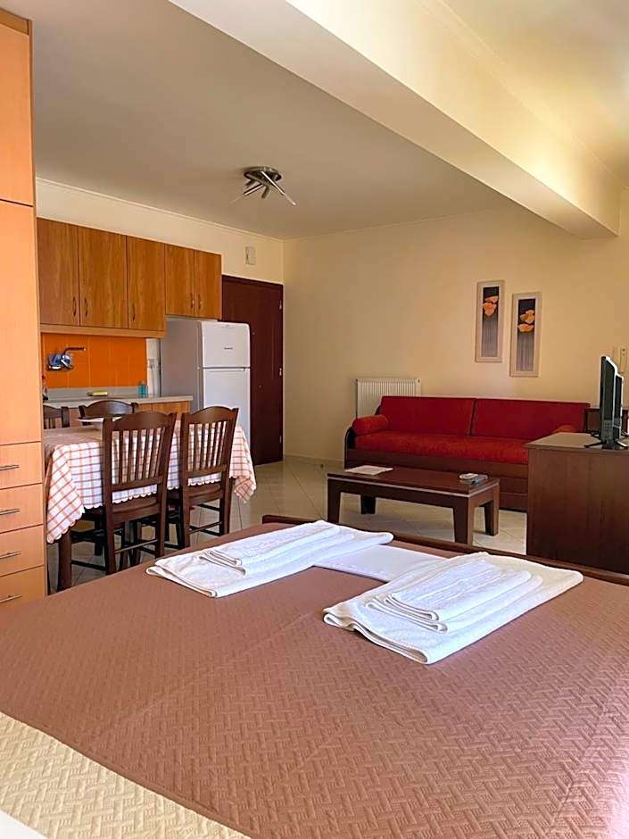 Dais Apartments