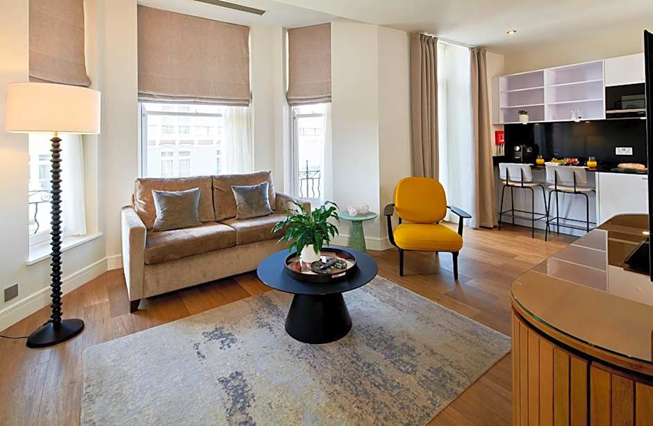 Cheval Harrington Court at South Kensington