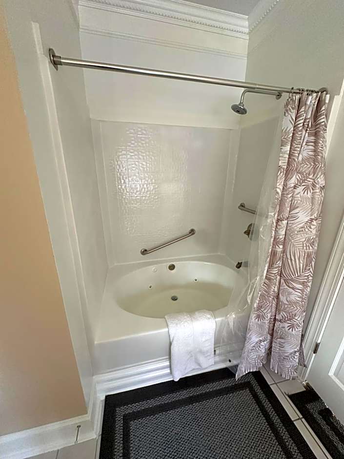 MooreField Suites Greensboro East