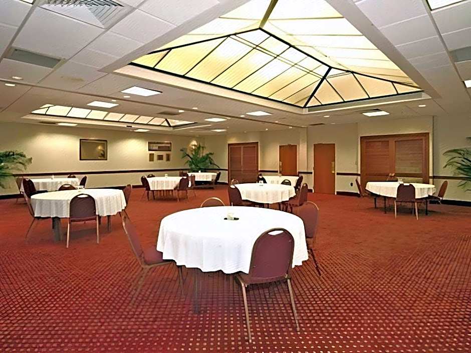 OYO Hotel Burlington South