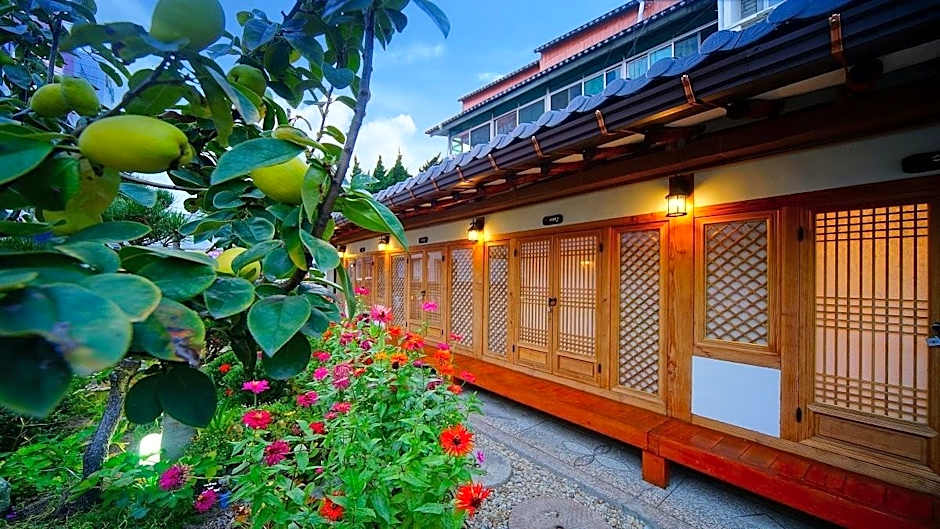 Hanok Midam – Jeonju, 